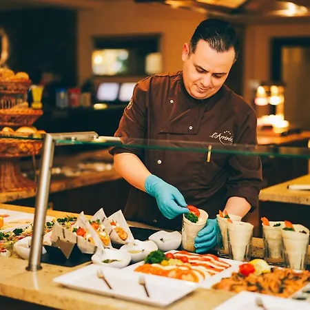 L'arrivee & 4* دورتموند