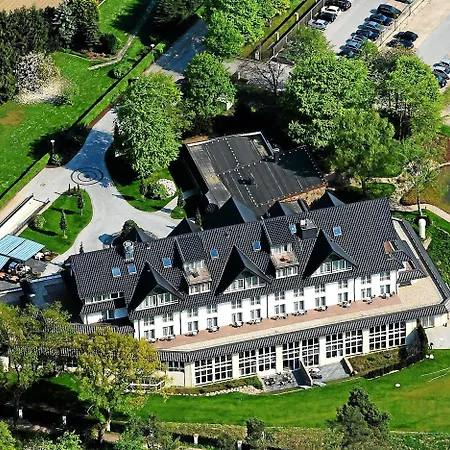 L'arrivee & فندق