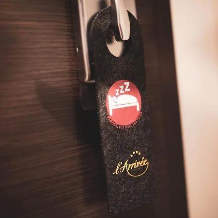 فندق L'arrivee &