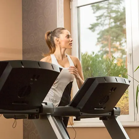 فندق L'arrivee & 4*