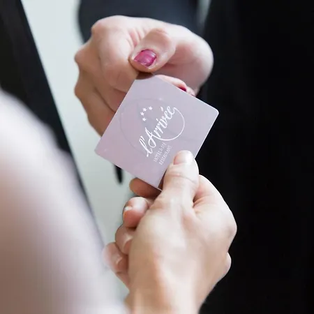 فندق L'arrivee & 4*