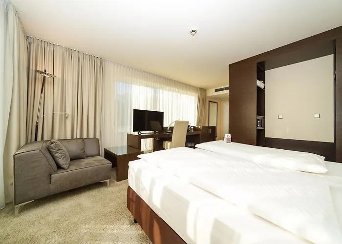 L'arrivee & Dortmund