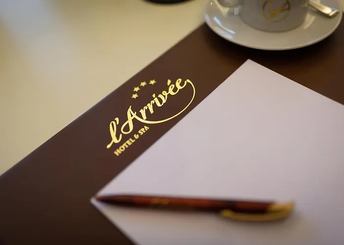 Hotel L'arrivee &