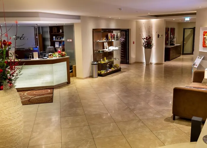 Hotel L'Arrivee Hotel & Spa 4*